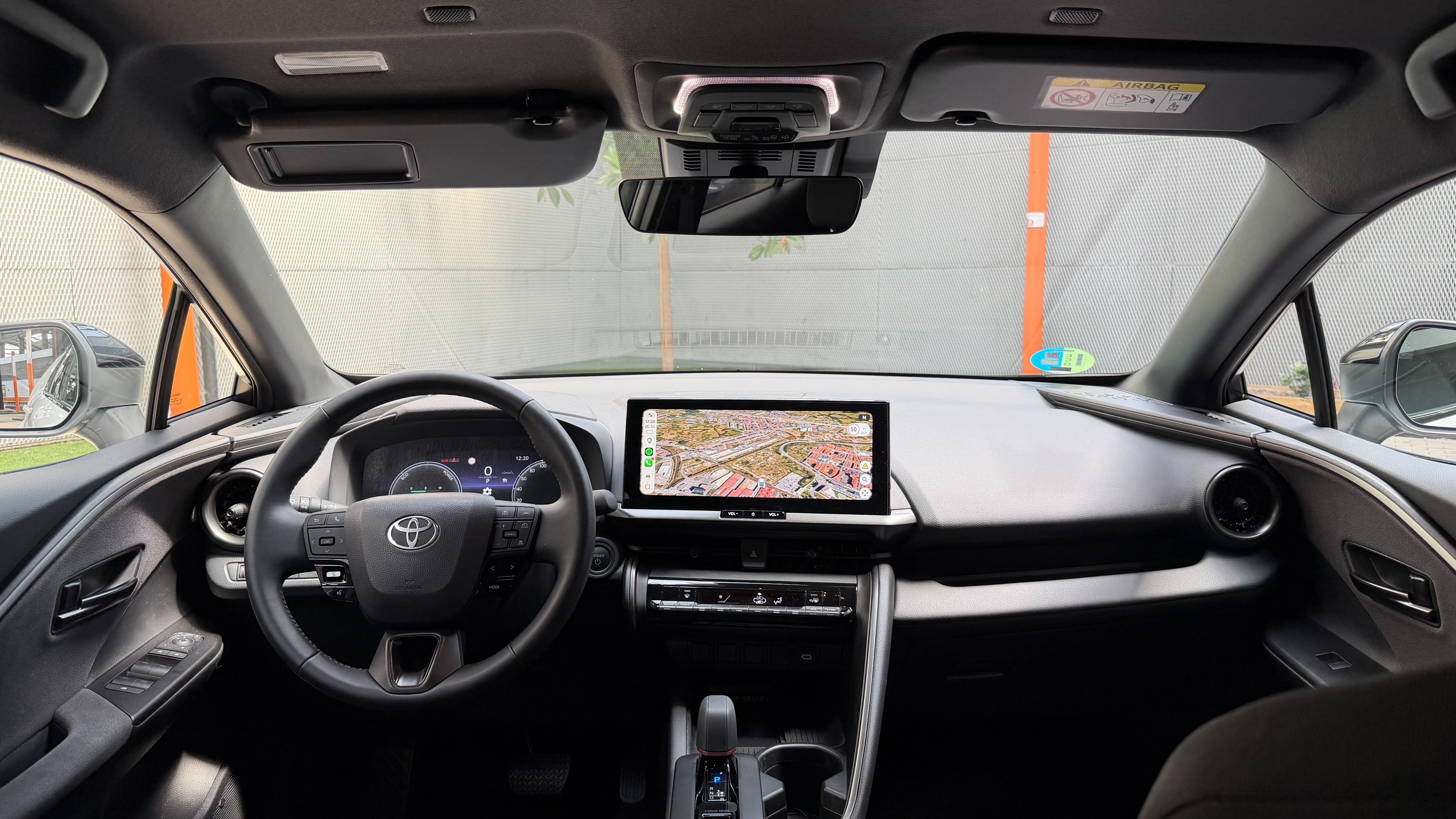 Toyota C-HR · foto 2